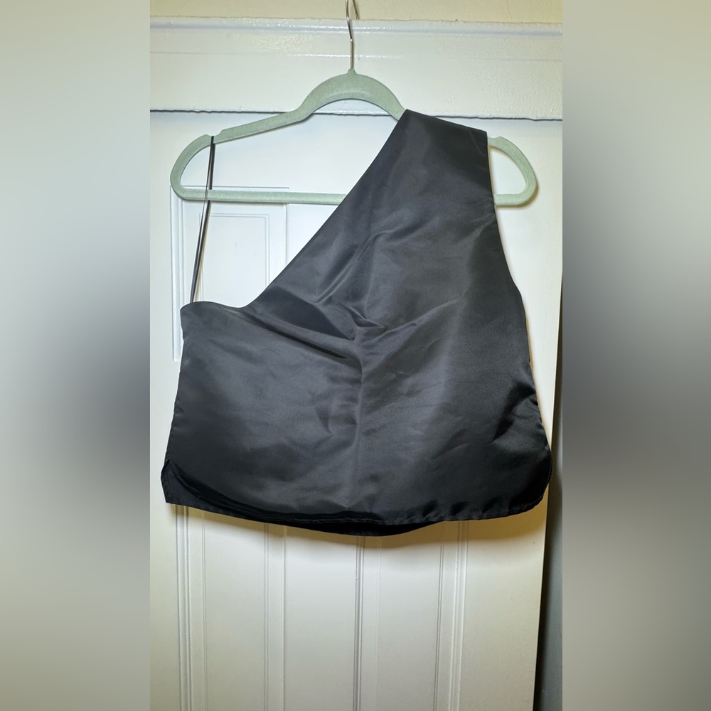 Remain Black Asymmetrical Crop Top vest sz 8